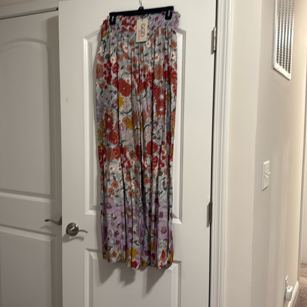 NWT Fun & Flowy Pull-On Wide Leg Pants
